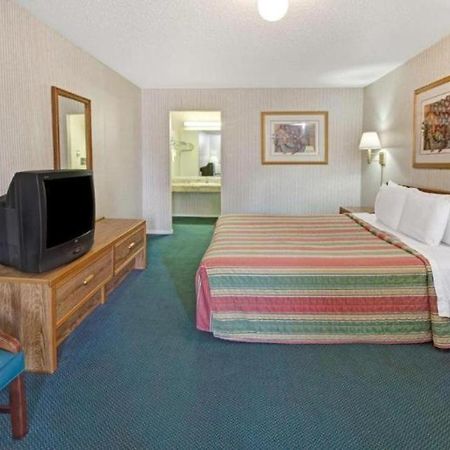 Knights Inn South Houston Tx エクステリア 写真